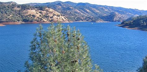 Do annual passes work for camping? Lake Don Pedro Gallery | Houseboat Reservations