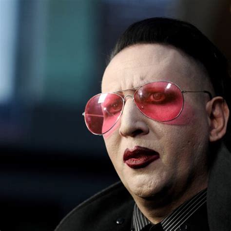 Marilyn manson has proven time and again that he's not just an incredible musician, but an incredible actor as well. Marilyn Manson débarque dans « Sons of Anarchy » - Gala