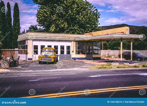 Vintage Gas Station At Route 66 Editorial Photo Image Of West