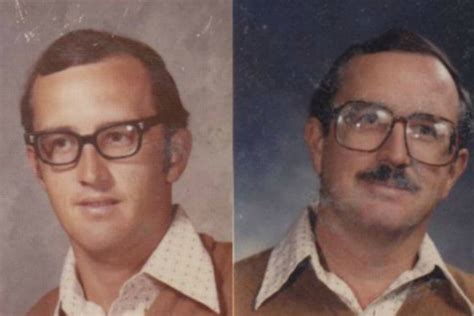 Teacher Wears The Same Outfit For 40 Years Of School Photos Video