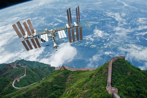 Parallax Great Wall Of China From Space The Shimmering Ostrich