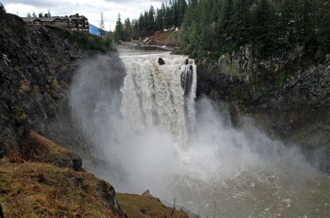 Snoqualmie Falls One Of Seattles Top Attractions