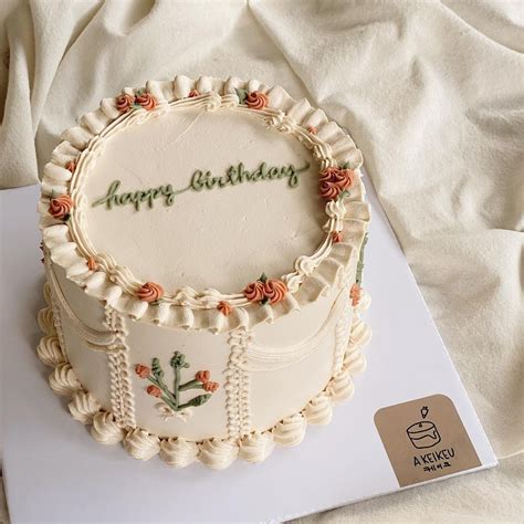 Vintage Birthday Cakes Mini Cakes Birthday Creative Birthday Cakes