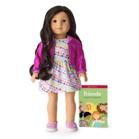 American Girl 18 Truly Me 84 Doll Light Skin Wavy Black Hair Brown