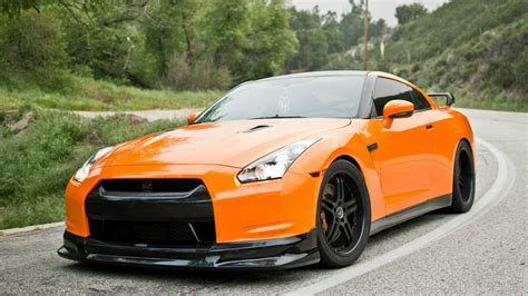Nissan Gt R Wallpapers Images Photos Pictures Backgrounds