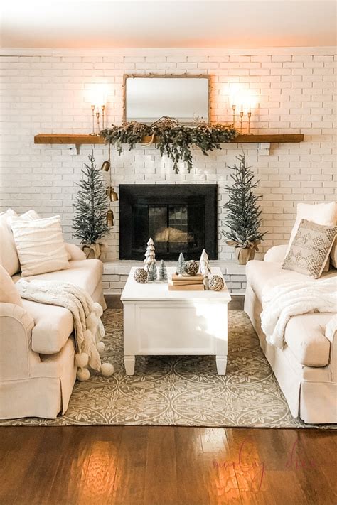 Cozy Winter Mantle Decor After Christmas Marly Dice