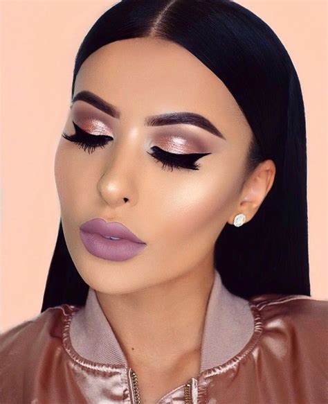 Pin By MICHELLE On Amrezy Makeup Stuff Gold Makeup Looks Glam