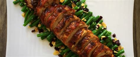 Bring the long edges together first and fold them over a few times, then roll up the ends. Delicious Orchards » Bacon-Wrapped Pork Tenderloin