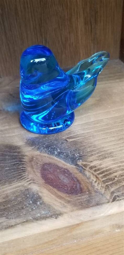 Vintage Cardinal Of Love Figurine Blubird Glass Art Titan Art Glass
