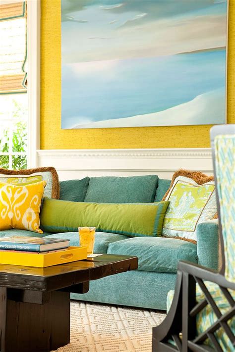 They will create a dramatic, colorful atmosphere in your home. :: Yellow Hues Are Stepping Up :: | Tuvalu Home