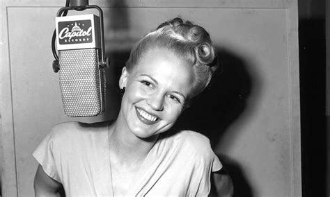 Peggy Lee The Life And Legacy Of A Pioneering Jazz Singer Udiscover