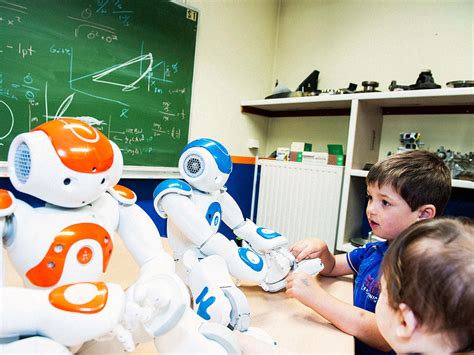 And here we have our beloved robot masters again. Could Robots Help Kids Learn Second Languages Faster ...