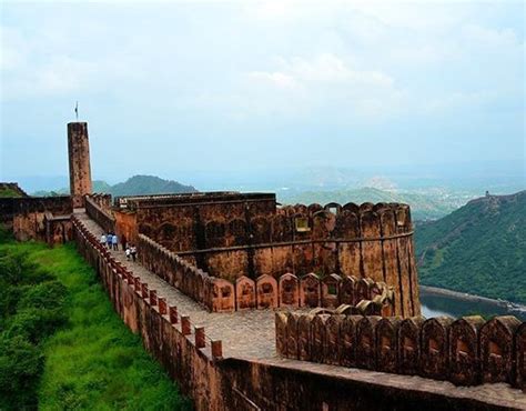 It is a part of national capital region (ncr) and is located around 160 km south of delhi, and about 150 km north of jaipur, the capital of rajasthan. Rajasthan Darshan Tours: Travel Agencies in India - Travel ...