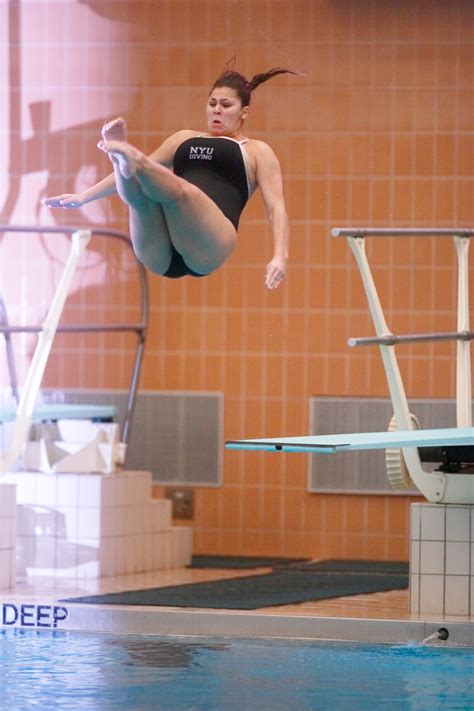 Amanda Moffa 2010 11 Womens Swimming And Diving Nyu Athletics