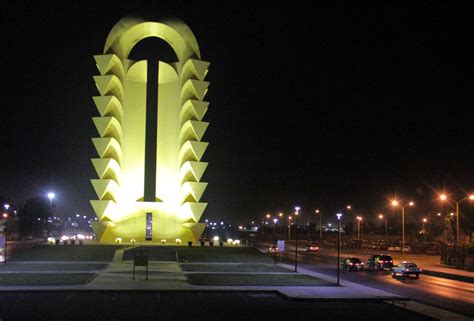 Monumentos Emblemáticos En Torreón