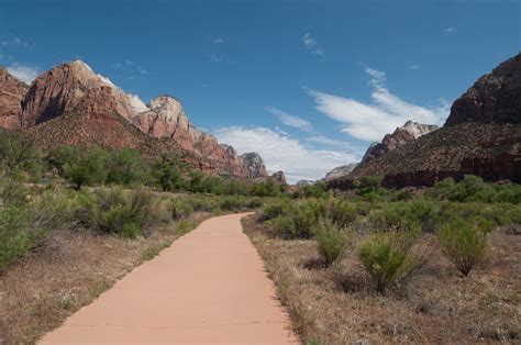 Here's the scoop on the netflix show's real location. Zion National Park : Pa'rus trail & Riverside walk - Let's go!