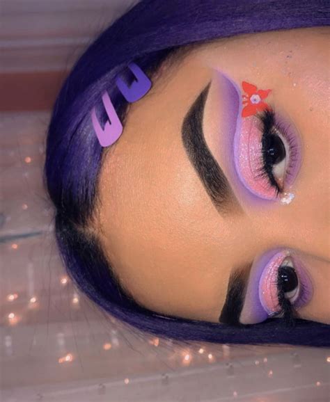 √ Purple Makeup Ideas
