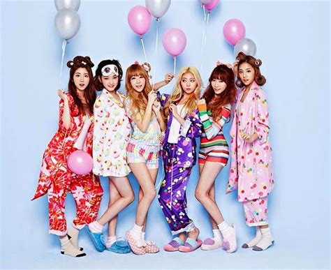 laboum have a festive pajama party in sugar sugar mv daily k pop news latest k pop news