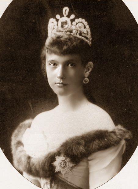 Queen Anastasia By Velkokneznamaria Anastasia Romanov Deviantart