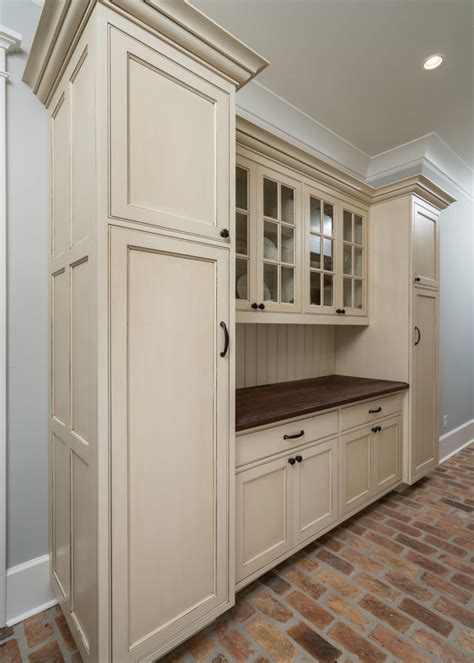 Our team of highly trained sales representatives and customer service professionals can help make your dream kitchen a reality. Kitchens - Eastburn Woodworks | Built in pantry, Pantry cabinet, Kitchen cabinet design