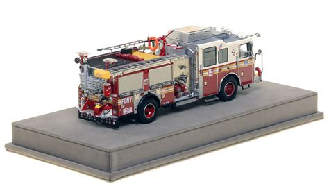 Fire Replicas Fdny Seagrave Engine 15 Manhattan Scale Model