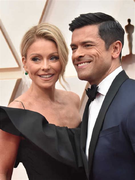 Live Cohosts Kelly Ripa And Mark Consuelos Biggest Tmi Confessions