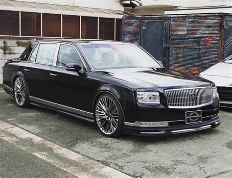 Toyota Century With Body Kit From The Tuner Wald International