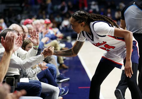 Madison Scott Crucial To Revival Of Ole Miss Rebels Basketball Team — Andscape