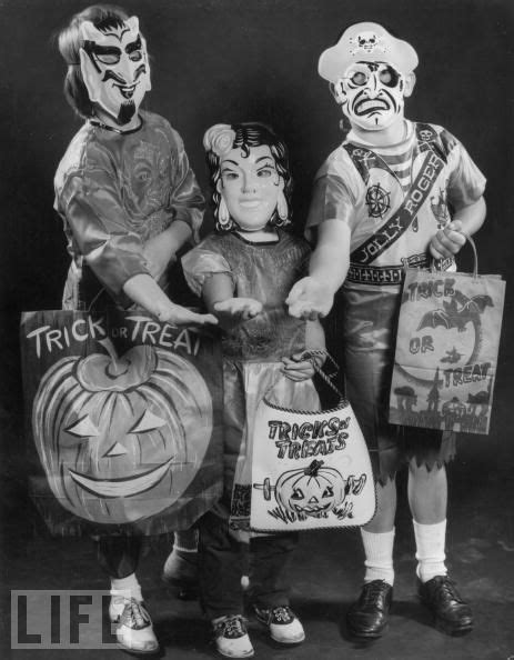 The Spooky Vegan 31 Days Of Halloween Vintage Halloween Photographs
