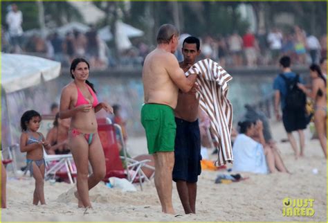 Photo Harrison Ford Shirtless Beach Stud In Rio 22 Photo 2816043