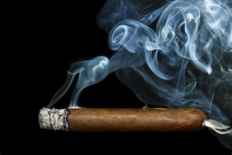 Cigar Smoking Without Inhaling Still Presents Risks Dr Mark