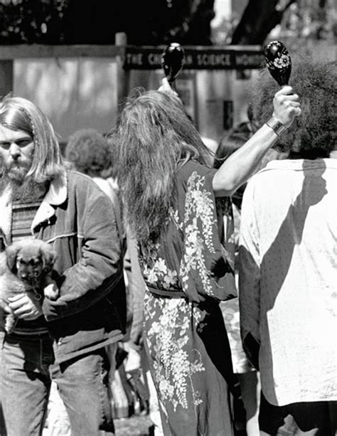 The Summer Of Love Pictures Of Hippies In Haight Ashbury San