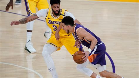 Devin Booker lució de nuevo, los Suns derrotan a Lakers 113-100 para 