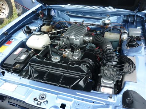 Ford Capri 28i Engine Bay