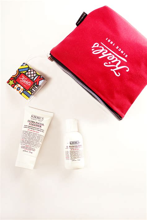 Kiehls Ultra Facial Collection Set A Great T For Your Mom Sister