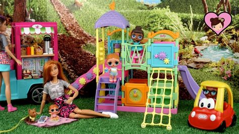 Todos los juegos para niñas y chicas de vestir y cuidar. Barbie Doll Family LOL Surprise Play Date in The Playground - YouTube