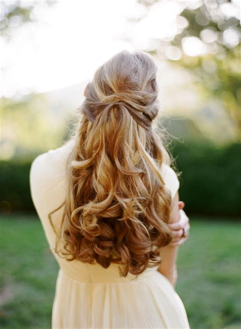 20 Elegant Half Up Half Down Curly Hairstyles Ideas · Inspired Luv