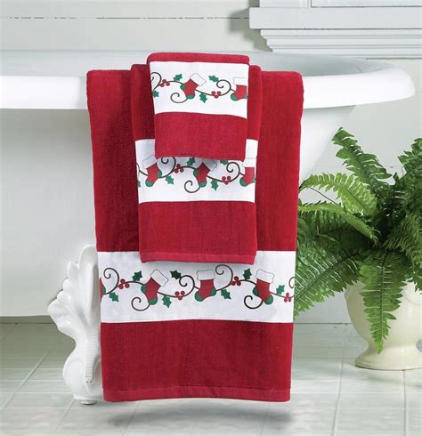 Top 10 Best Christmas Hand Towels 2017