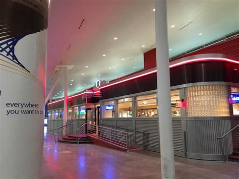 A Diner Inside Of International Arrivals At Jfk Airport Nyc R