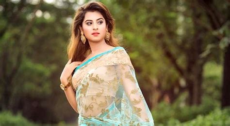 Shabnom Bubly On Instagram Bangladeshi Actresses Stylish Girl Images Fashion Beautiful