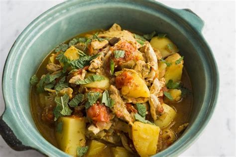 We also used whole fennel seed and cumin seed. Cape Malay Chicken Curry | Recipe | Curry, Indian chicken ...