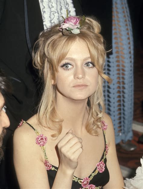 30 pictures that prove goldie hawn is an ageless summer beauty muse summer beauty bad hair