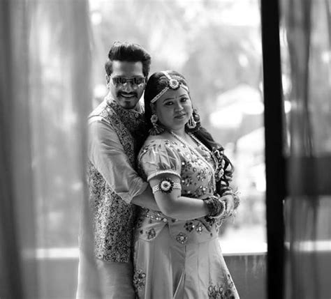 Bharti Singh And Haarsh Limbachiyaa Look Adorable In This Pic From