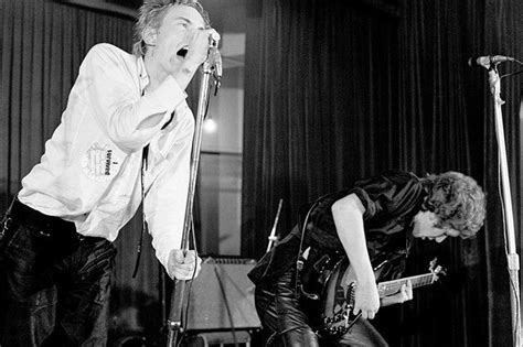 Rare Photos Of The 70s British Punk Scene Vice Psychedelic Bands Ray Stevenson Les Aliens