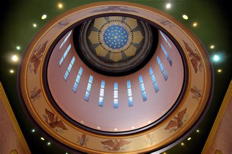 Oregon State Capitol Rotunda Dome In Salem Oregon Encircle Photos
