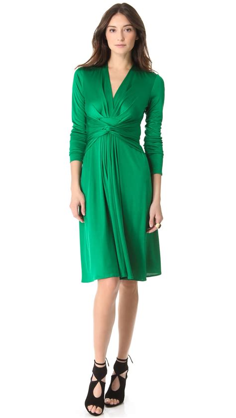 Pair them with red pointed toe suede heels to create. Brainy Mademoiselle: Kate Middleton Engagement Dress