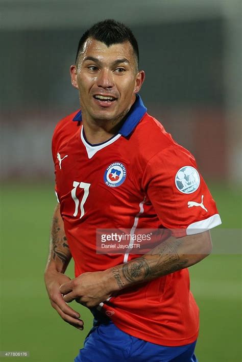 Latest on bologna midfielder gary medel including news, stats, videos, highlights and more on espn. 11 best gary medel " el pitbul " images on Pinterest ...