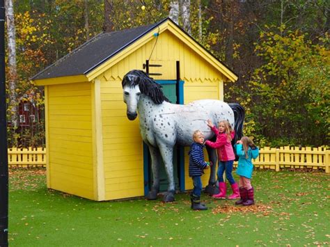 Sogar die polizei rückt an. Astrid Lindgren Welt Schweden Smaland Pippi Langstrumpf ...