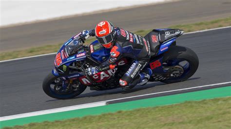 tarran mackenzie wins race two at silverstone in bsb eurosport