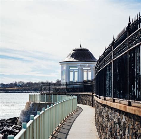 Everything You Need To Know About The Cliff Walk In Newport Ri